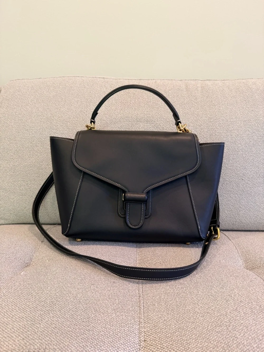 Coach 1941 Courier Carryall with fainted dents - Picture 2 of 13